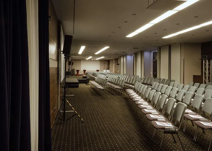 Metropolitan Hotel By Flemings