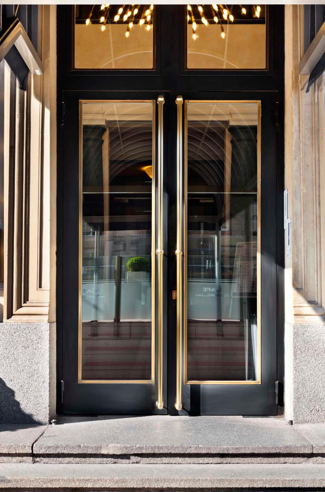 Hotel Metropolitan By Flemings 4*