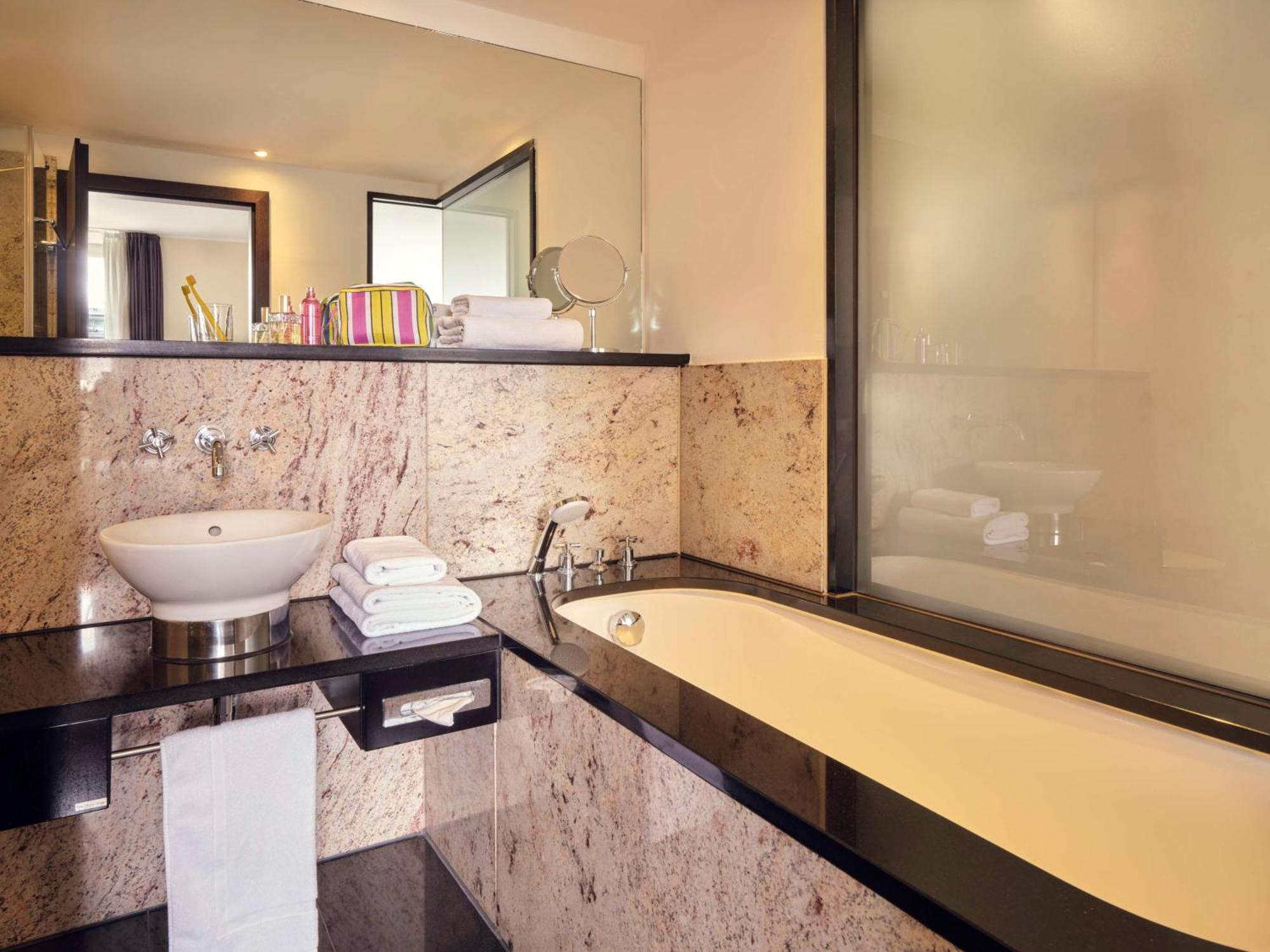 Metropolitan By Flemings Hotel
