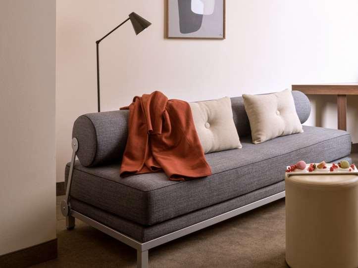 Hotel Metropolitan By Flemings 4*